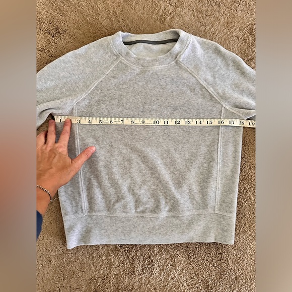 🚫Sold🚫 Lululemon Every Moment Crew - Picture 5 of 8